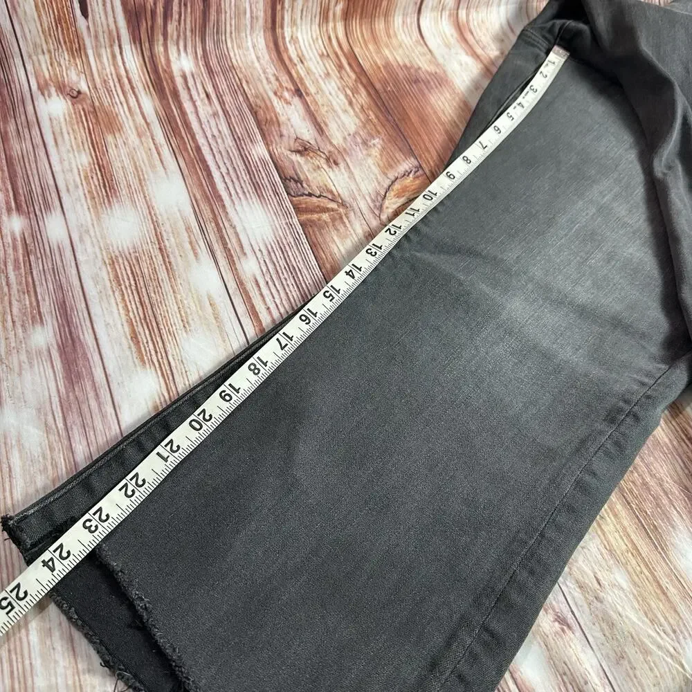 American Eagle HI RISE CROP FLARE Size 20 Short Black Jeans Denim Pants 37x23 - Picture 8 of 11
